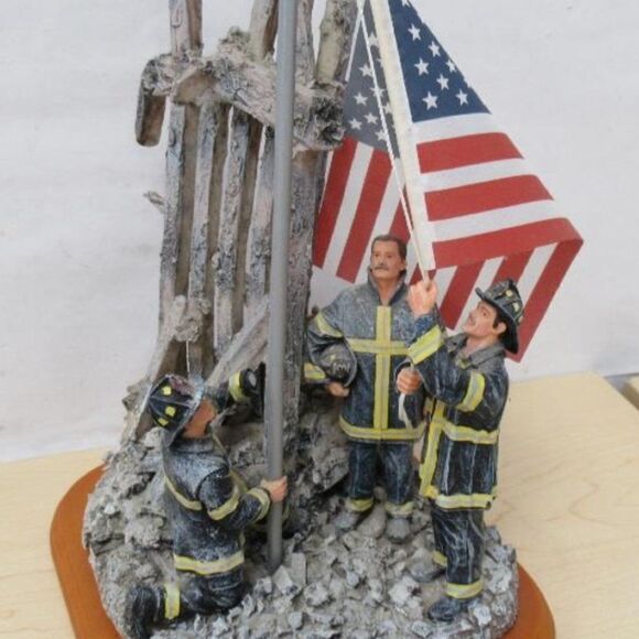 Red Hats of Courage, Image of Hope Fireman Vanmark September 11 - Picture 4 of 6